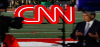 Juez extiende orden que impide a Trump vetar a CNN, MS NOW y Politico de la Casa Blanca
