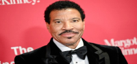 Lionel Richie se tomará un descanso de los escenarios tras una intervención cardíaca.