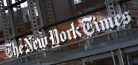 El New York Times demanda al Pentágono por segunda vez debido a las restricciones a los medios impuestas por Hegseth.
