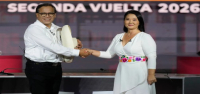 Los peruanos votarán en una segunda vuelta para elegir a su noveno presidente en 10 años, en medio de la creciente preocupación por la delincuencia.