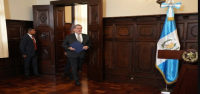Presidente de Guatemala designa a 2 mujeres para integrar la Corte de Constitucionalidad