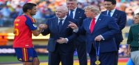 Tebas: Infantino debería dimitir por 'destruir la industria del fútbol'.
