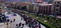 Bloqueos y marchas contra el presidente boliviano complican el abastecimiento de alimentos en La Paz