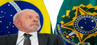 Lula, presidente de Brasil, firma medidas para reducir los impuestos a los combustibles y subsidiar el diésel antes de las elecciones.