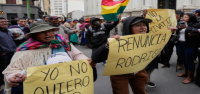 Parlamento boliviano aprueba ley para que el presidente declare estado de excepción ante protestas
