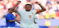 Kylian Mbappé anotó un gol y dio una asistencia en la victoria de Francia por 2-0 sobre Marruecos en los cuartos de final del Mundial.
