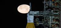 La NASA aplaza el lanzamiento de misión lunar tras pruebas que revelaron fugas de combustible