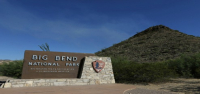 La administración Trump suspende brevemente un polémico proyecto fronterizo en el Parque Nacional Big Bend de Texas.
