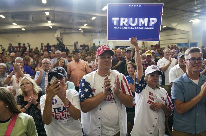 Ignora Trump