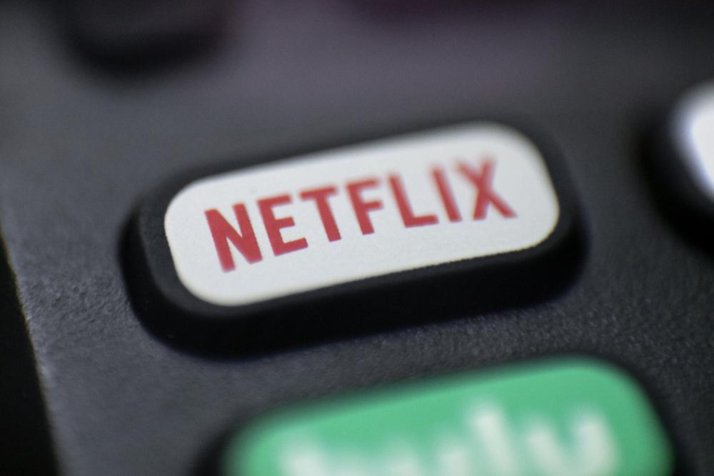 Acciones de Netflix caen 25% por pérdida de suscriptores