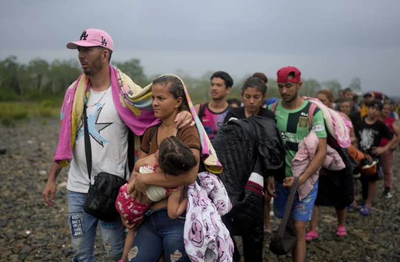 Migrantes tapon