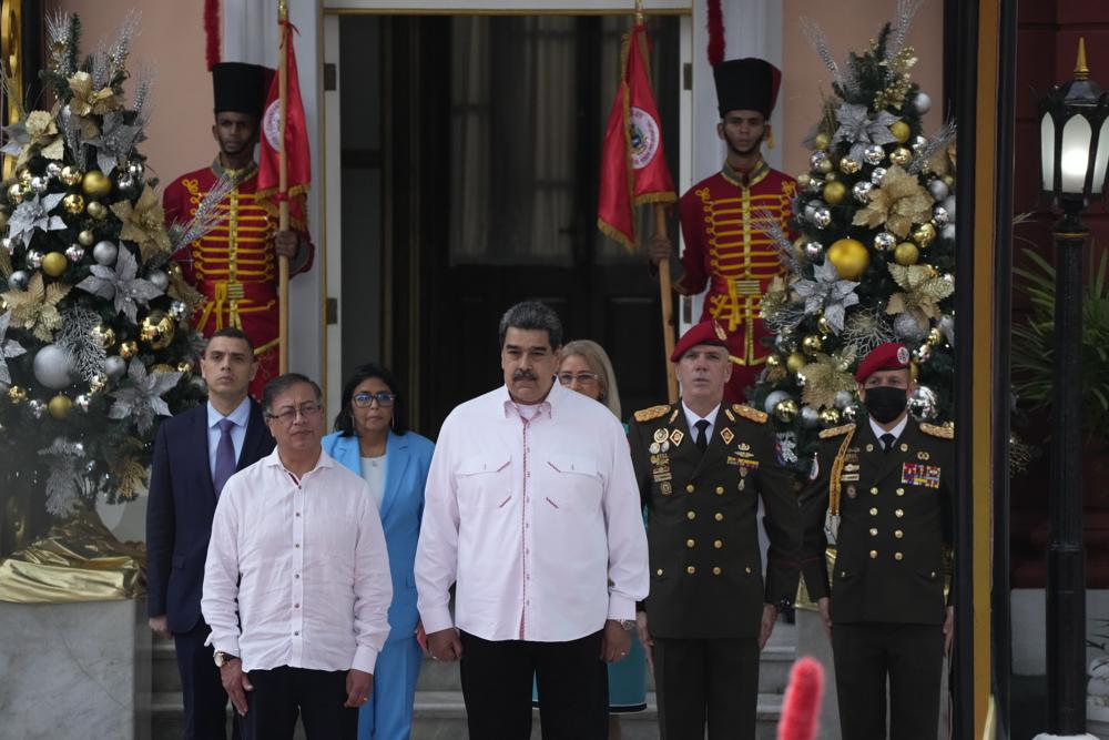 Petro pide
