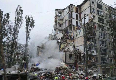 Rusia ataca Kiev