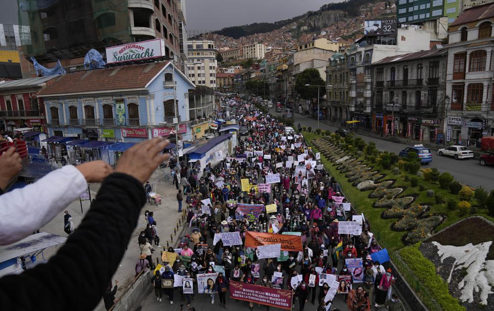 Bolivianos