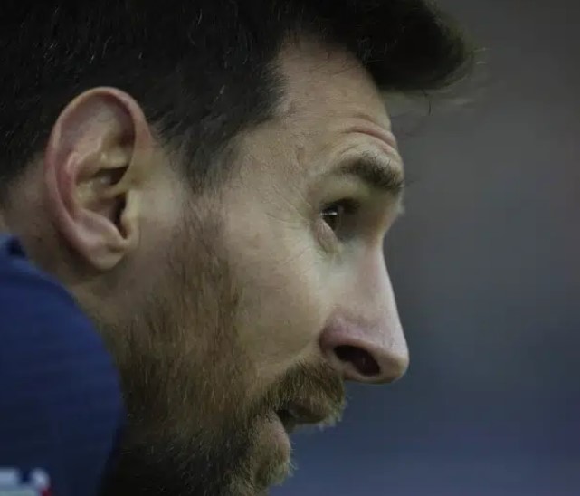 Messi Maradona2