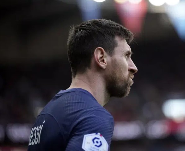Messi busca