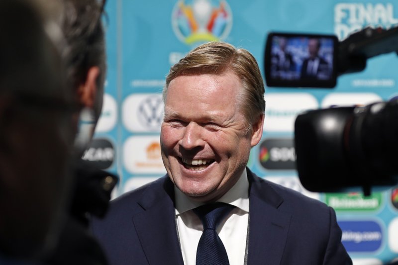 Barcelona anuncia el fichaje de Koeman como nuevo entrenador