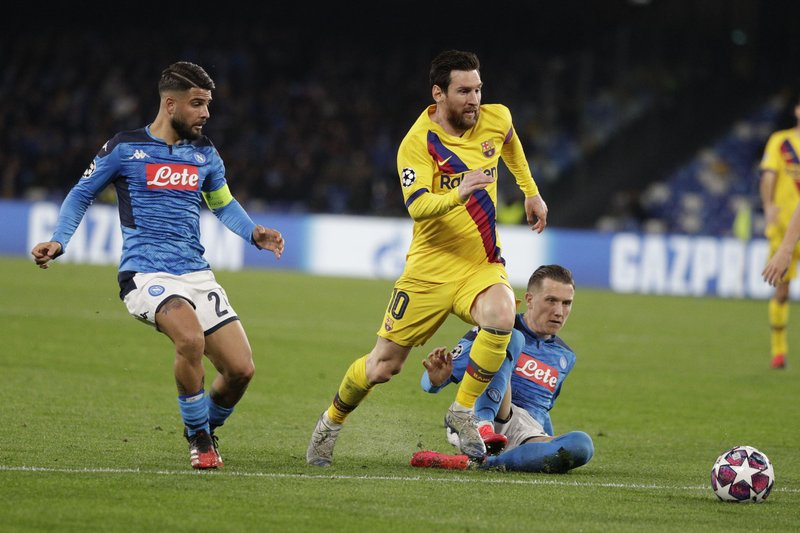 Barcelona salva empate 1-1 de visita al Napoli