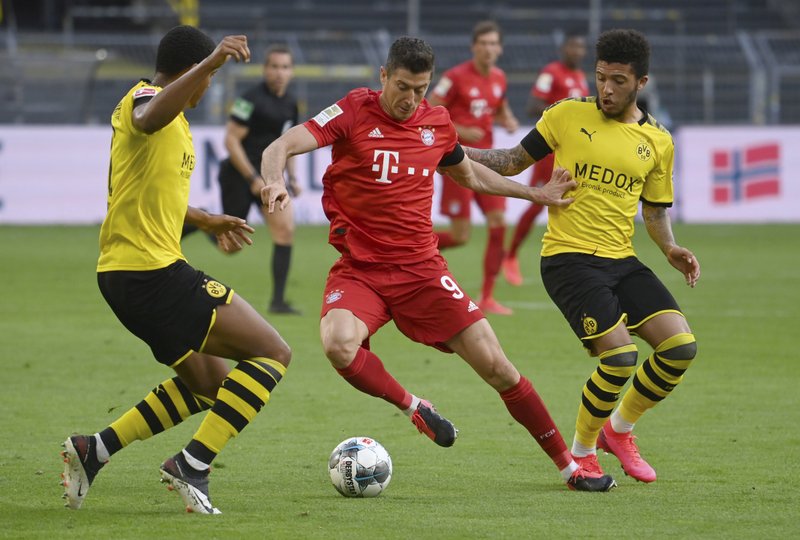 Bayern vence al Dortmund y se acerca al título