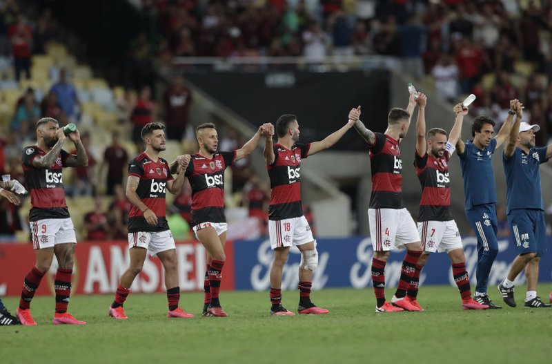 Futbolistas en Sudamérica quieren paga plena, pese a crisis