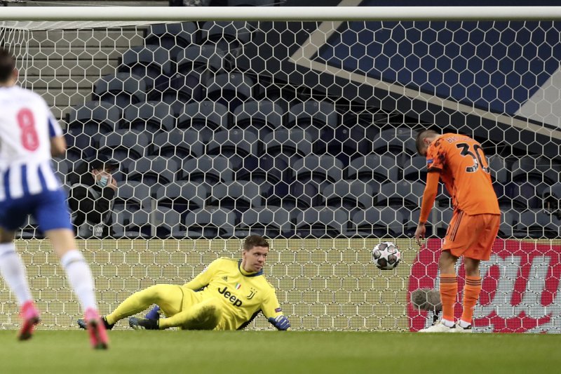 Porto anestesia a Juventus con goles de camerino