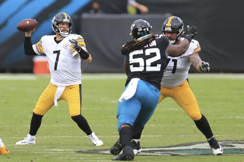Steelers dominan a Jaguars y conservan la marca perfecta