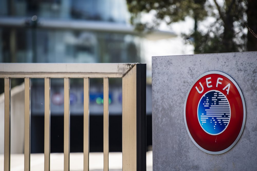 UEFA relaja postura sobre ligas que quieran acabar antes
