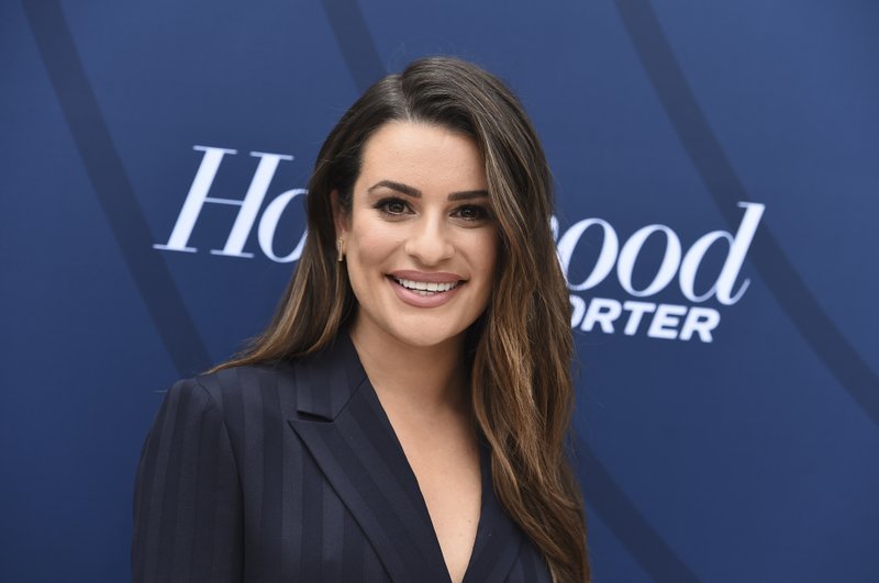 Estrella de “Glee” Lea Michele da a luz a un niño