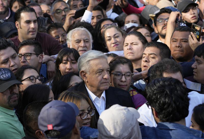 AMLO vuelve a marchar