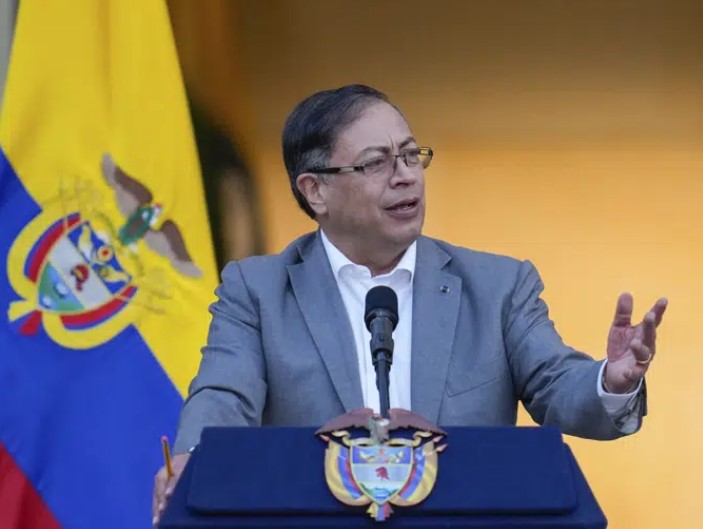 Petro BOGOTÁ