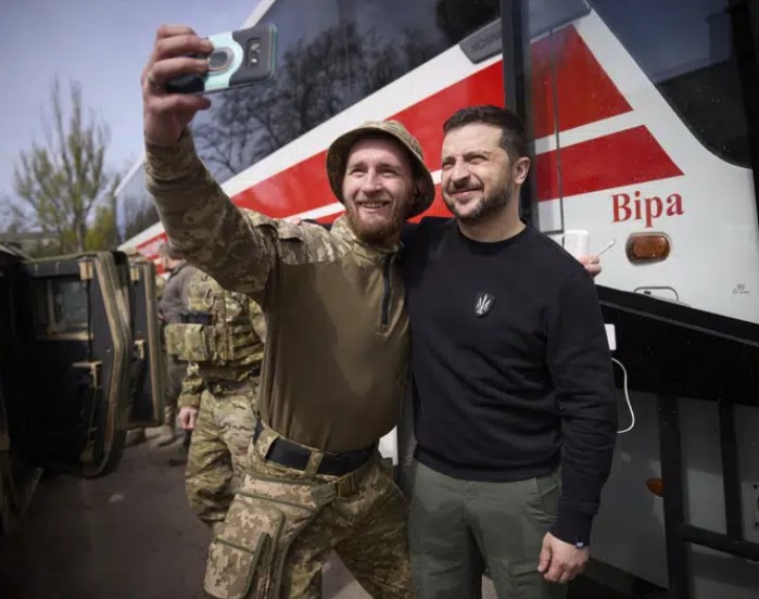 Zelensky Putin